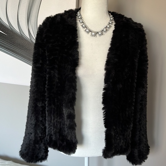 Scout & Molly’s Do Everything in Love soft black Faux Fur cardigan jacket - Picture 6 of 10